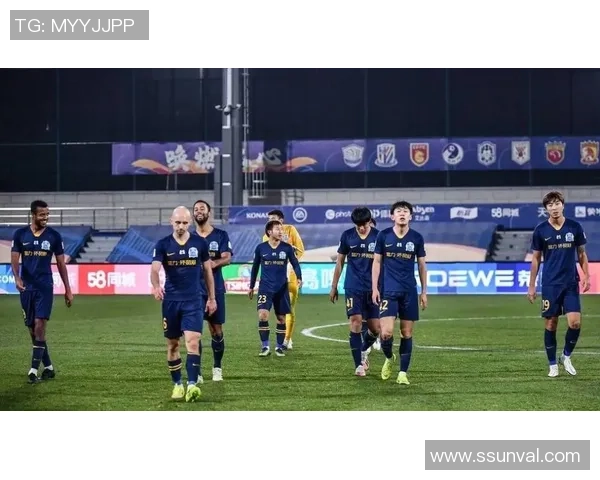 艾斯坦拿火车头迎战马德里竞技精彩对决展现足球魅力与激情